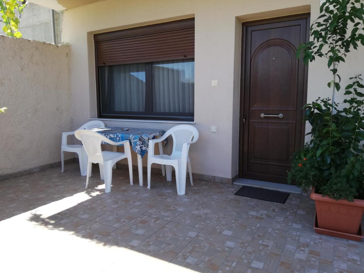 Ferienwohnung Corner House Leptokaryá Exterior foto