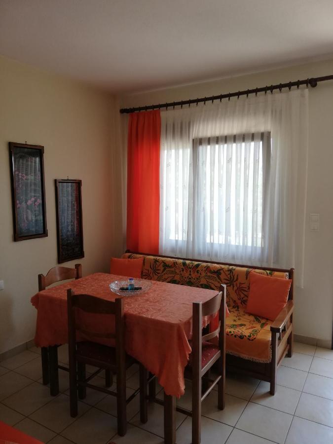 Ferienwohnung Corner House Leptokaryá Exterior foto